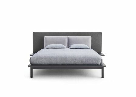 Auping Noble 180x200 Solid Oak showroommodel 6300 euro