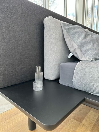 Auping Noble 180x200 Solid Oak showroommodel 6300 euro