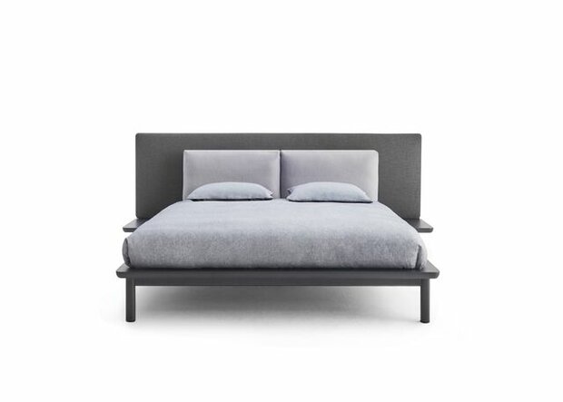 Auping Noble 180x200 Solid Oak showroommodel 6300 euro